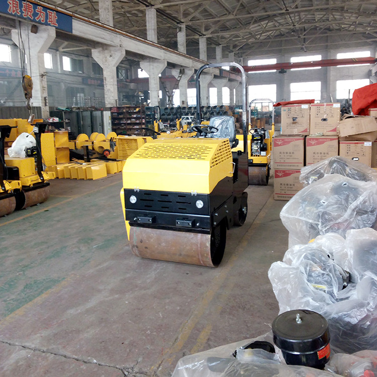 小型座駕式壓路機(jī) 雙鋼輪振動(dòng)壓路機(jī)