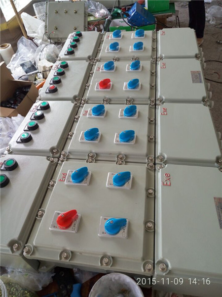 控制20kw電機防爆配電箱