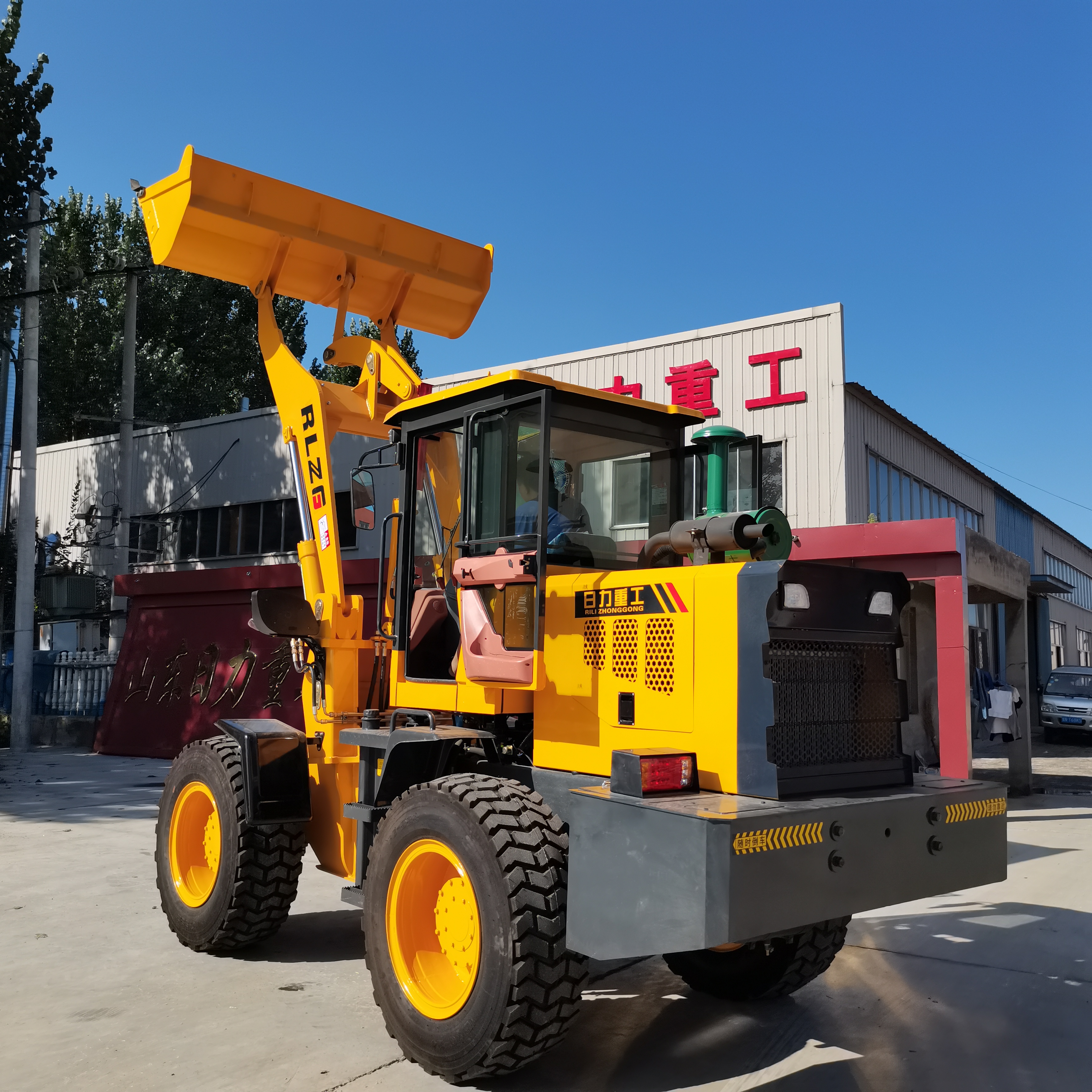 全國包郵 30新款四驅小型工程鏟車   四驅小型工程裝載機  巖石斗工程鏟車廠家
