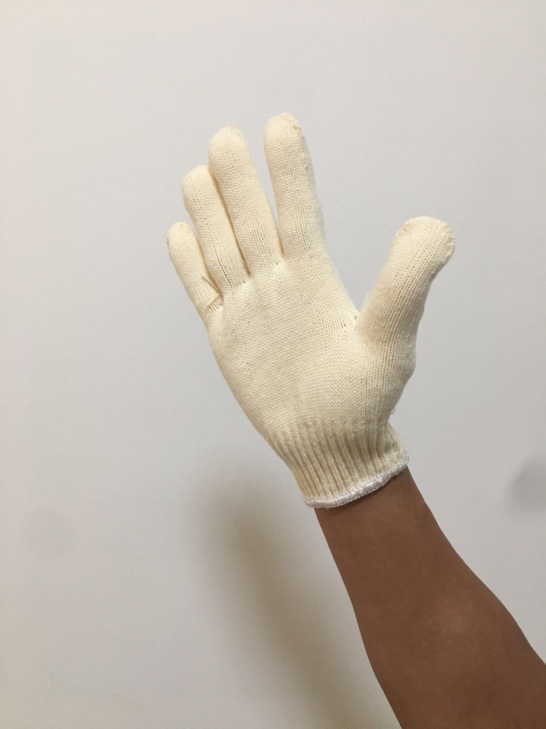 純棉手套廠家供應(yīng) 純棉手套批發(fā)價格 純棉手套廠家