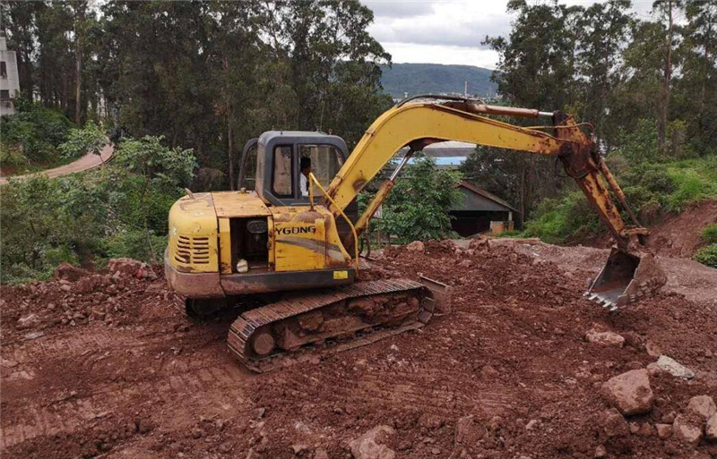 廣西賀州挖掘機(jī)培訓(xùn)學(xué)校_賀州挖掘機(jī)培訓(xùn)機(jī)構(gòu)_賀州挖掘機(jī)培訓(xùn)費(fèi)用