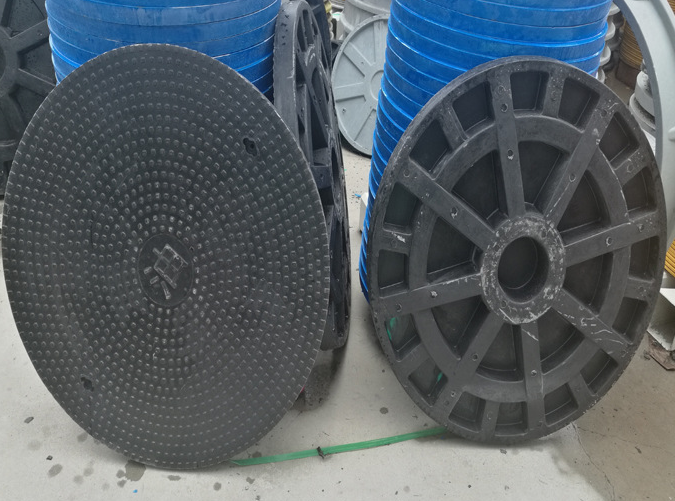 玻璃鋼加油站井蓋 DN900加油站防爆復(fù)合承重井蓋現(xiàn)貨供應(yīng)品質(zhì)優(yōu)良