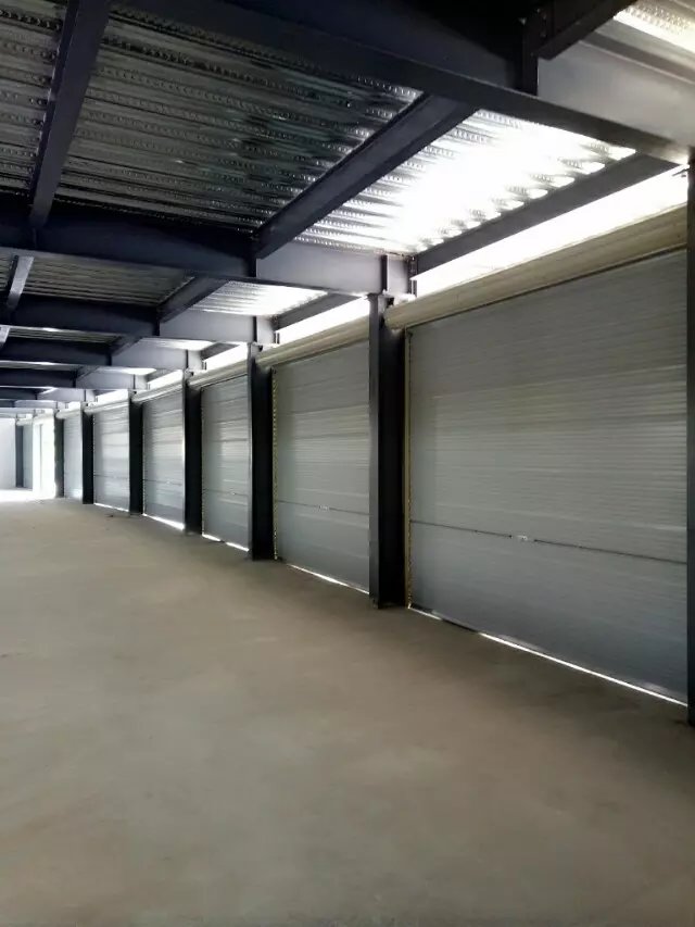 環(huán)粵鋼架承接鋼結(jié)構(gòu)倉庫車棚