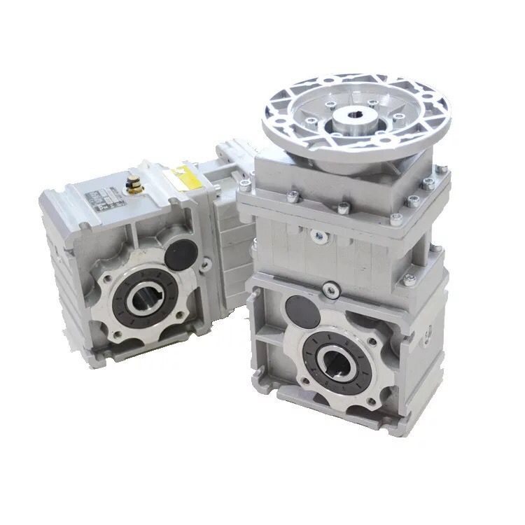 廠家供應(yīng)齒輪準(zhǔn)雙曲面減速機(jī)，大扭矩大速比齒輪減速機(jī)