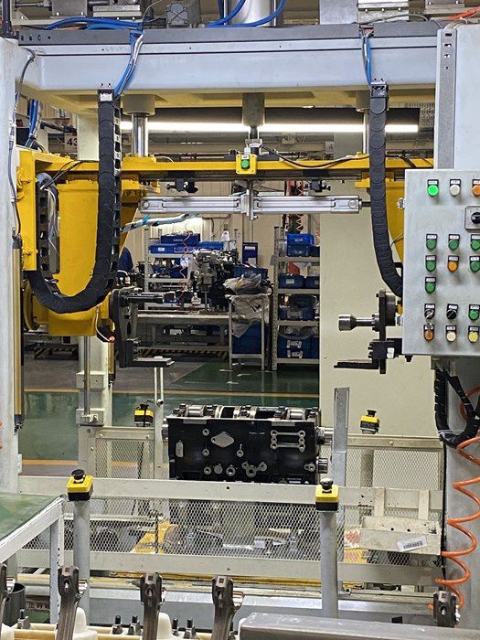 翻轉(zhuǎn)機(jī)C型自動翻轉(zhuǎn)機(jī)180度90度供應(yīng)商找濰坊大世