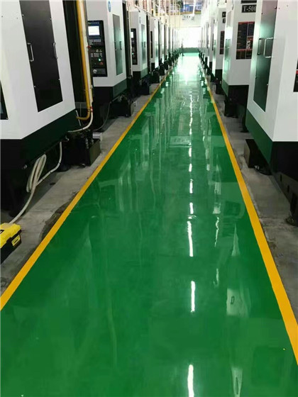 濰坊車庫環(huán)氧地坪漆青島防滑坡道諸城固化地坪施工現(xiàn)場圖片