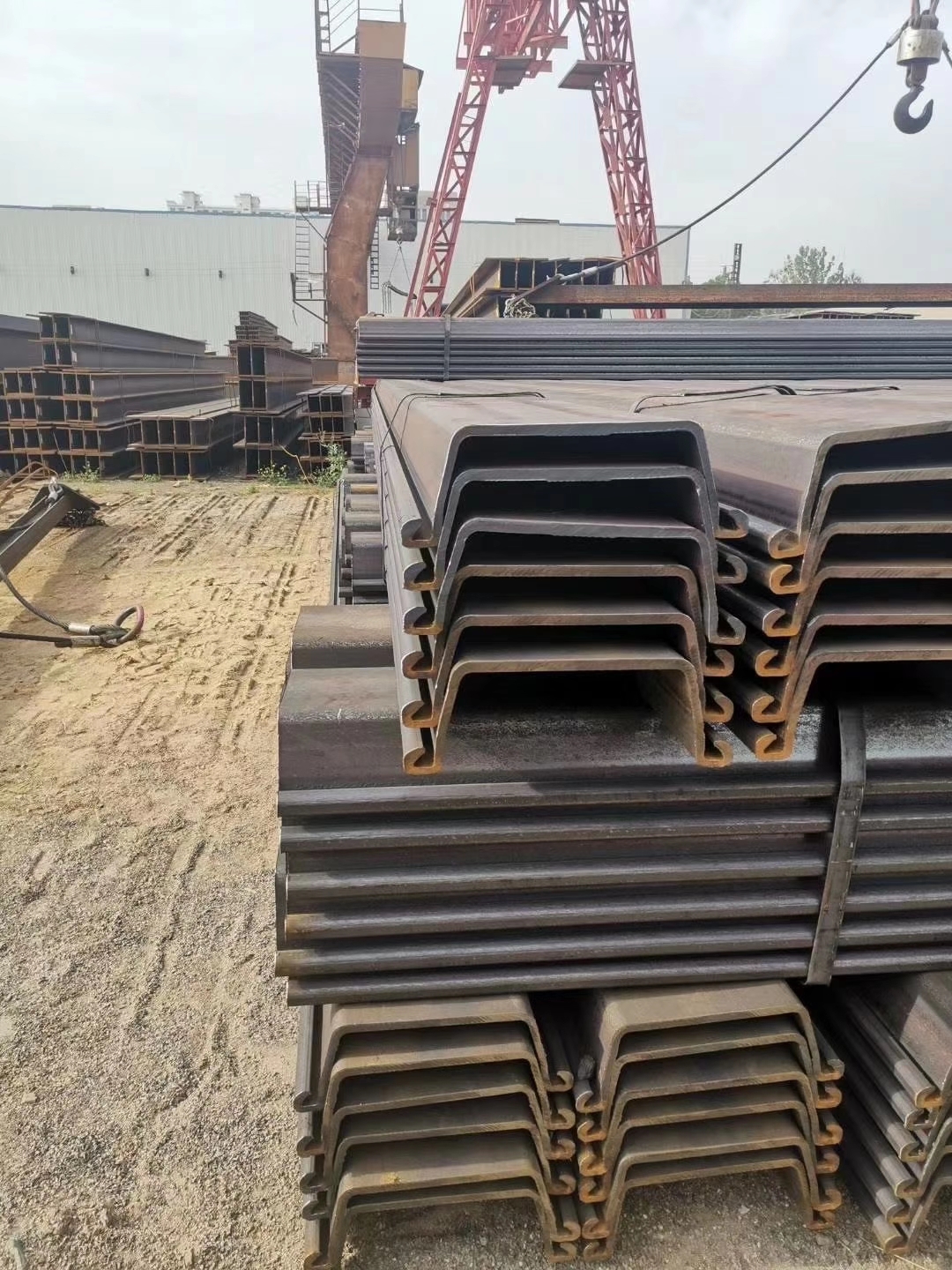 溫州18米鋼板樁圍堰工程施工公司哪家好，18米鋼板樁圍堰施工方案 服務(wù)【溫州宏銳基礎(chǔ)工程有限公司】