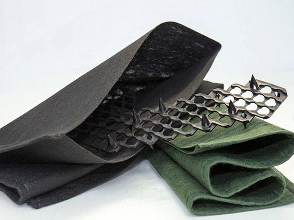 植草護坡生態(tài)袋滿克重 包破損率 尺寸可定制