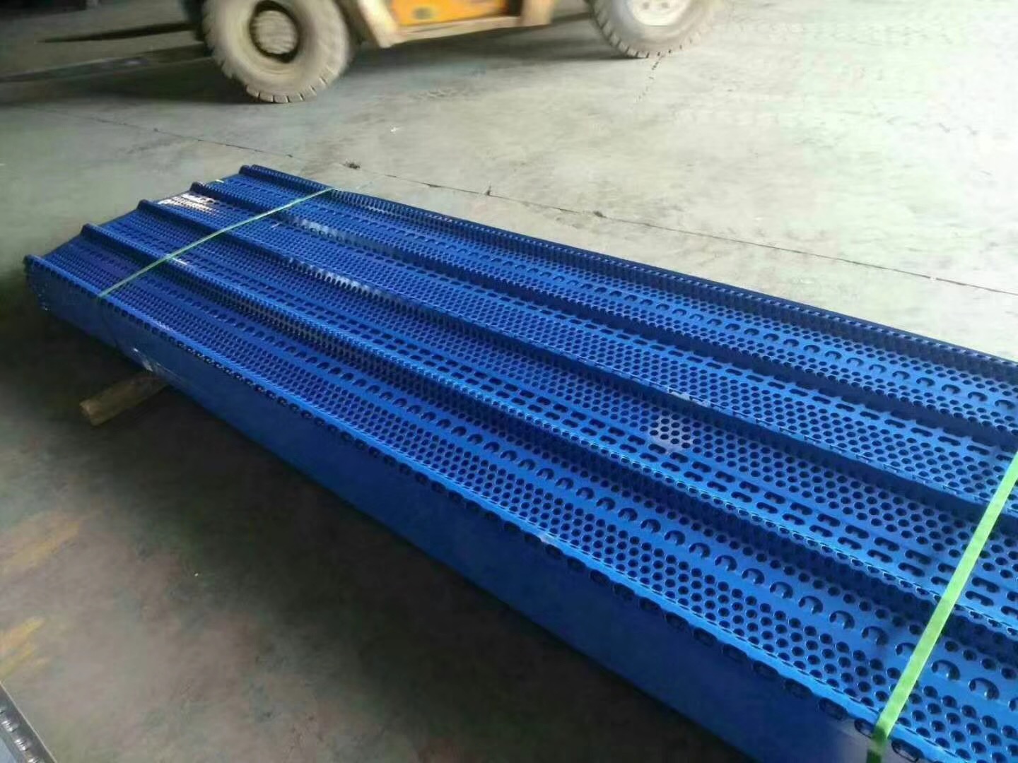 防風(fēng)抑塵網(wǎng)廠家直銷