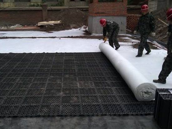 車庫頂板綠化用塑料蓄排水板貨到付款