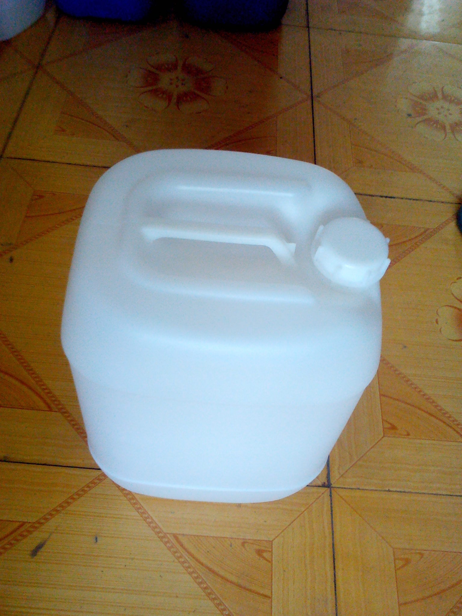 供應(yīng) 山東20L塑料桶