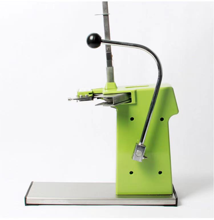 711鋁釘扎口機(jī)  超市封口機(jī)扎口機(jī) 711鋁釘機(jī)塑料袋711鋁釘機(jī)