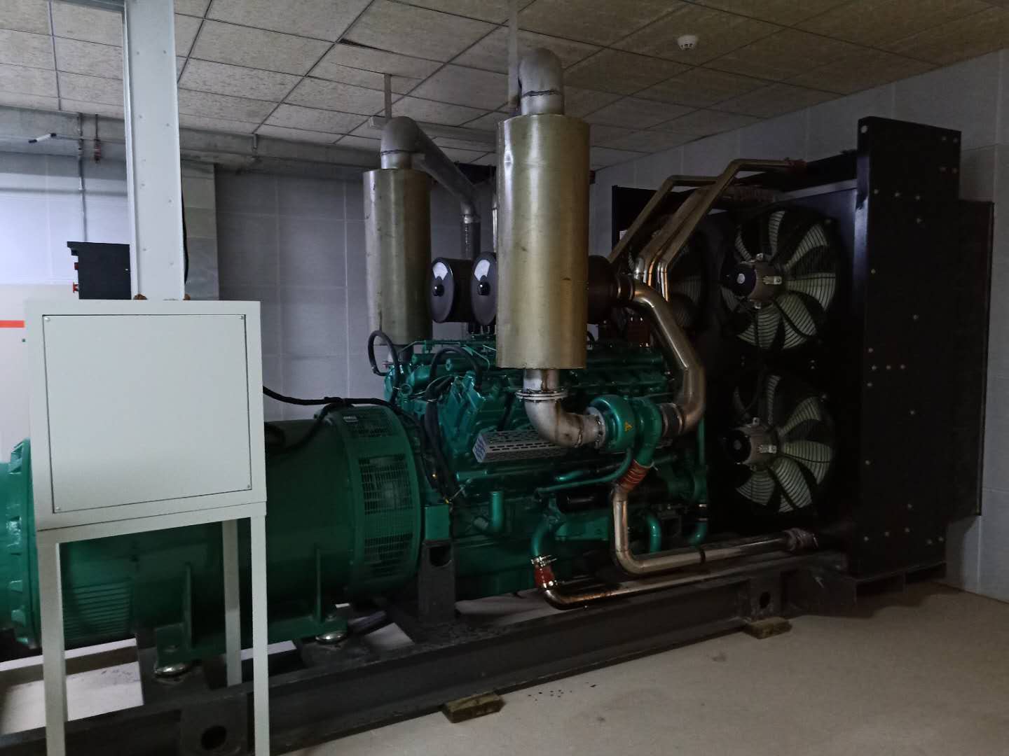 上海通柴柴油發(fā)電機(jī)組批發(fā)熱線出廠價(jià)銷售