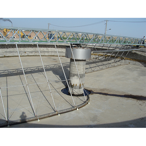 山東凱思特-周邊傳動(dòng)刮吸泥機(jī)設(shè)備安裝介紹