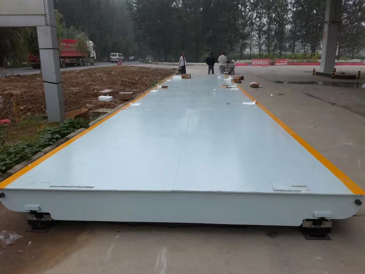 鄢陵地磅廠家*批發(fā)地磅*惠 定做1-200噸地磅 安裝地磅 維修地磅