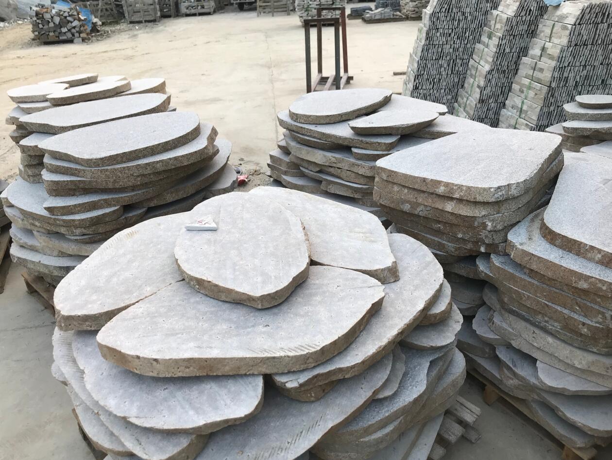 保定鵝卵石切片現(xiàn)貨，鵝卵石切片價(jià)錢，鵝卵石切片工廠（保定富帥石材加工有限公司）