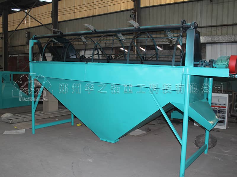 華之強(qiáng)有機(jī)肥設(shè)備滾筒篩分機(jī)生產(chǎn)線