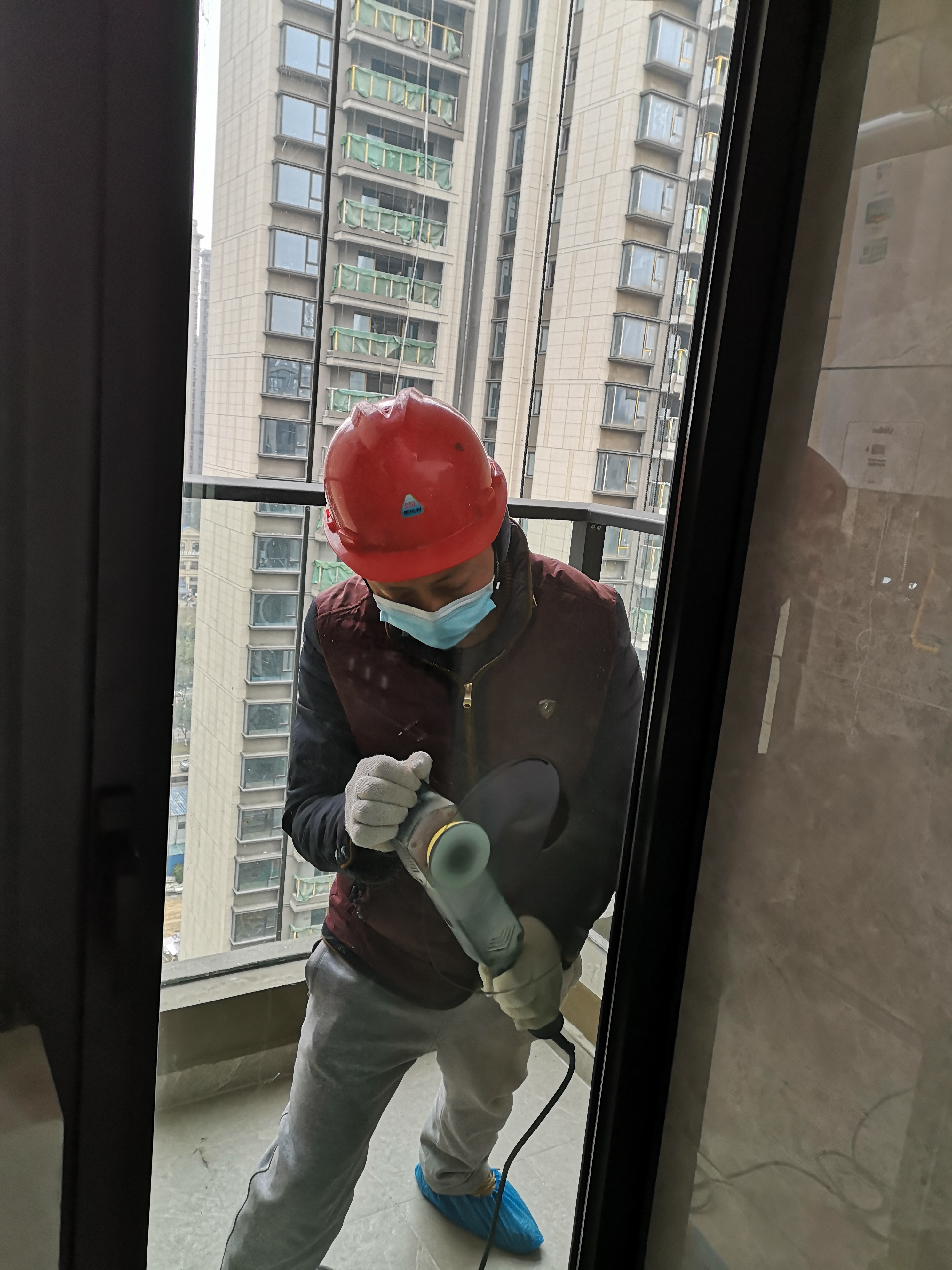 成都玻璃裂痕修復(fù)處理服務(wù)公司哪家好、成都玻璃裂痕修復(fù)價格多少錢【四川洪森】