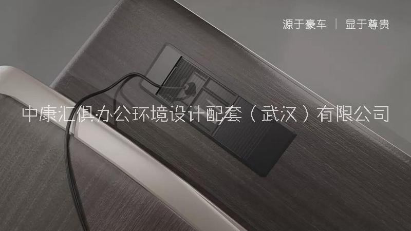 老板桌辦公桌椅，武漢現(xiàn)代時(shí)尚辦公桌