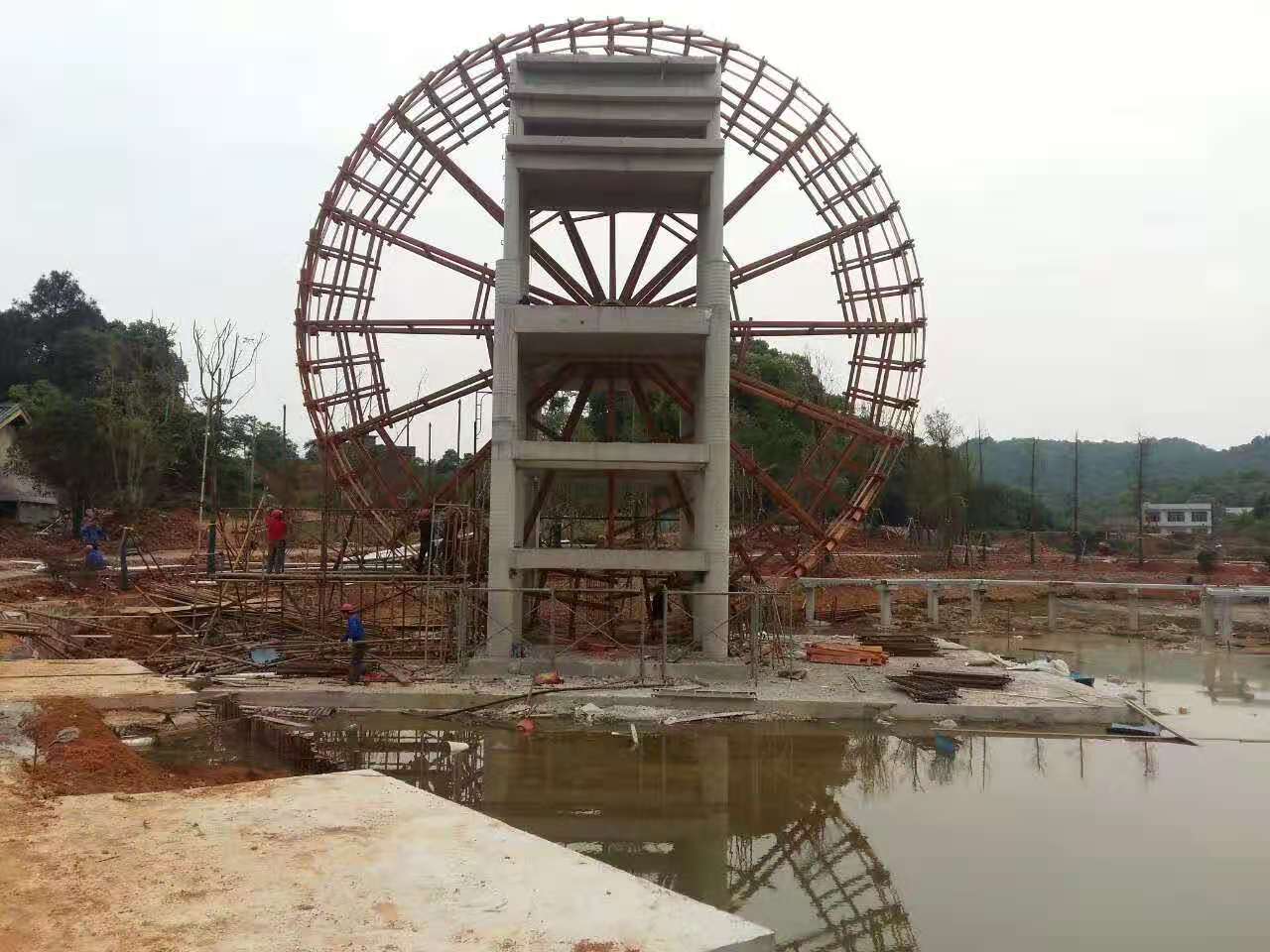 景觀防腐木水車風(fēng)車輪供應(yīng)商  景觀防腐木水車風(fēng)車輪價格