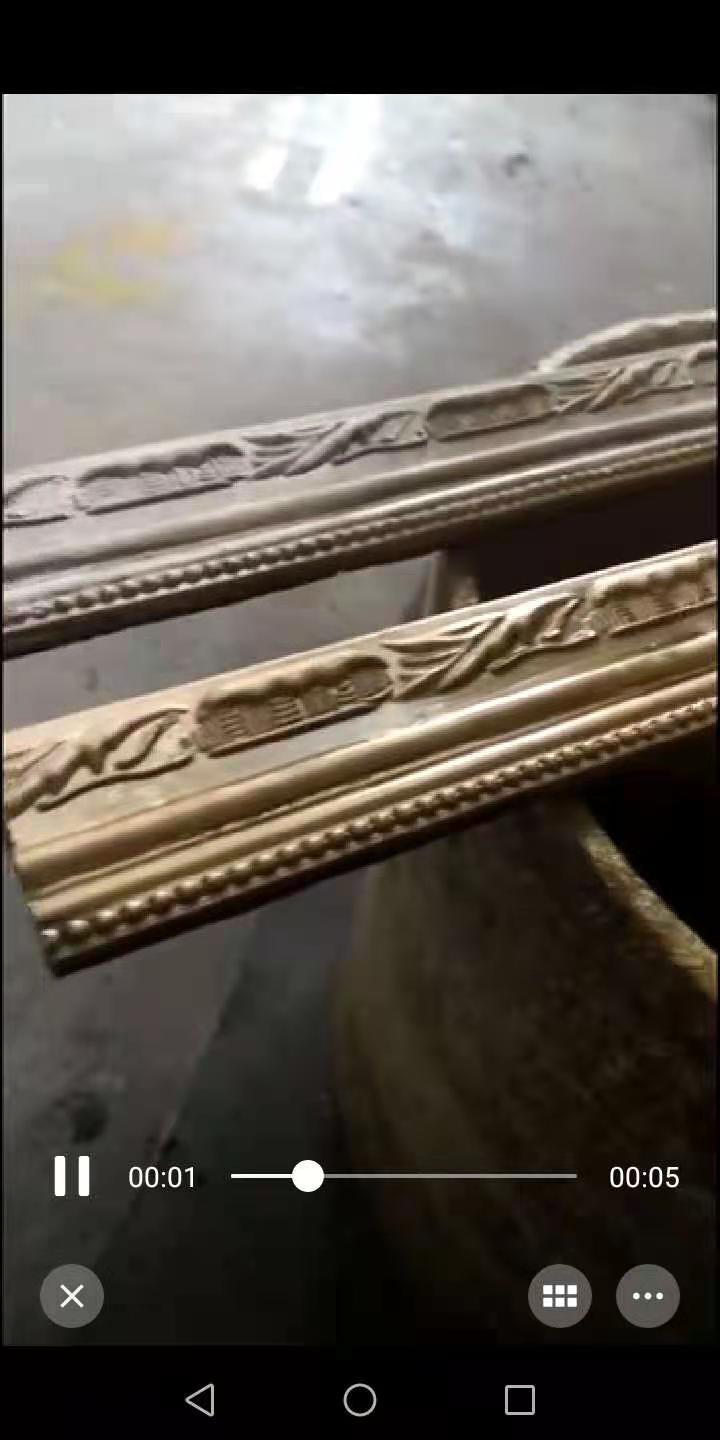 全自動大產(chǎn)量連續(xù)式 模壓裝飾板、線條、異形板設備