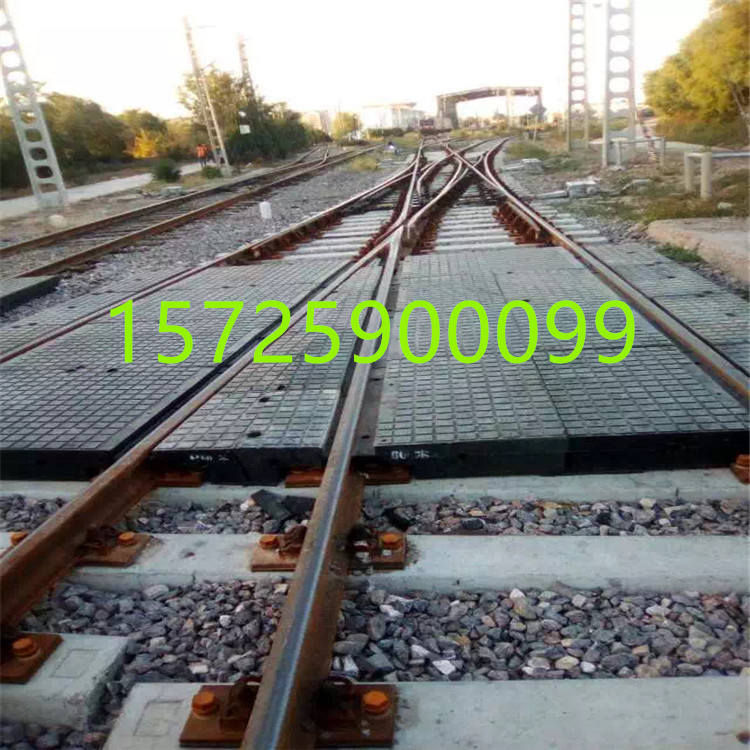 全國銷售P43道口板，鐵路p43道口板，橡膠道口板