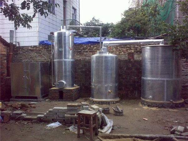 鋁合金節(jié)能蒸酒設(shè)備（600斤米）生產(chǎn)廠家、多少錢、批發(fā)商、出售【容縣海福鍋爐廠】