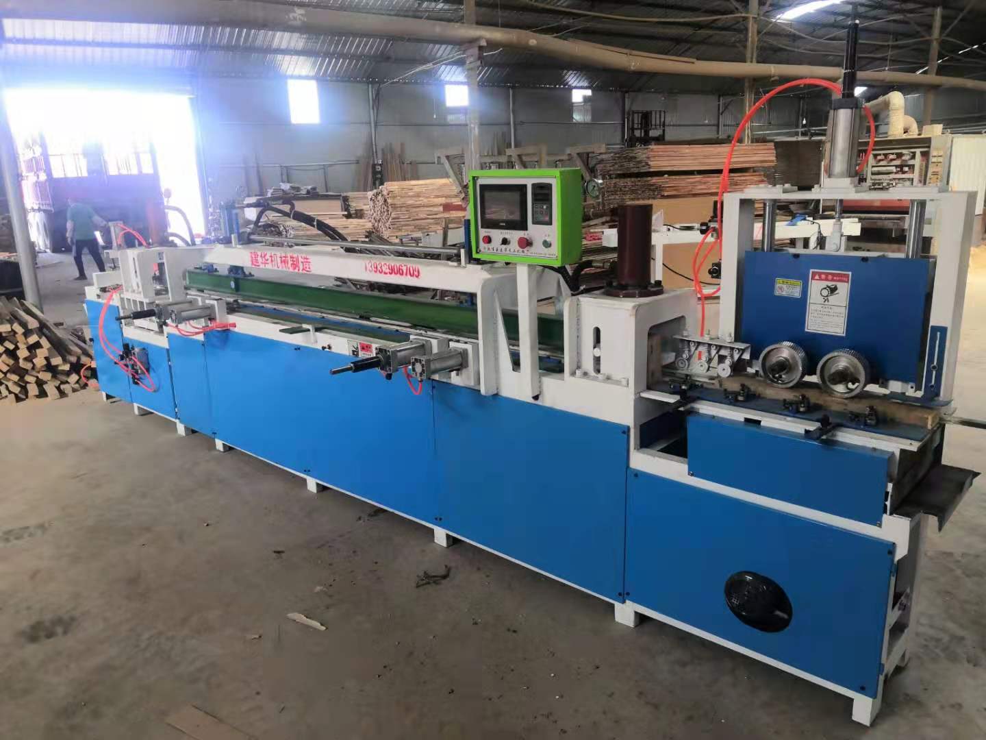 接木機(jī) 梳齒機(jī) 接方木機(jī) 方木接頭機(jī)自動(dòng)指接機(jī)設(shè)備