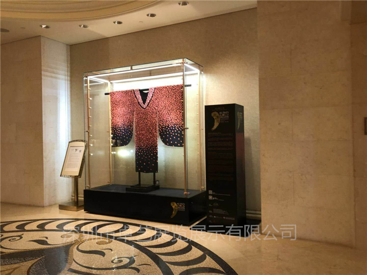 博物館文物展示柜、珠寶木制琉璃展示柜、展示柜生產(chǎn)廠家