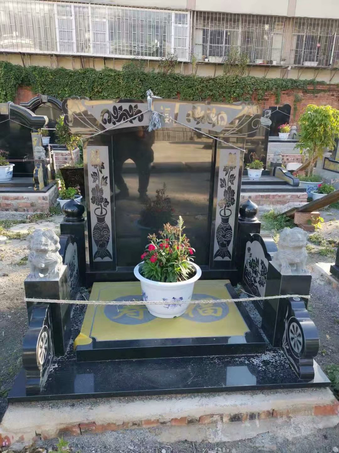 河北國(guó)碑加工廠 國(guó)碑定制價(jià)格 供應(yīng)墓碑價(jià)格