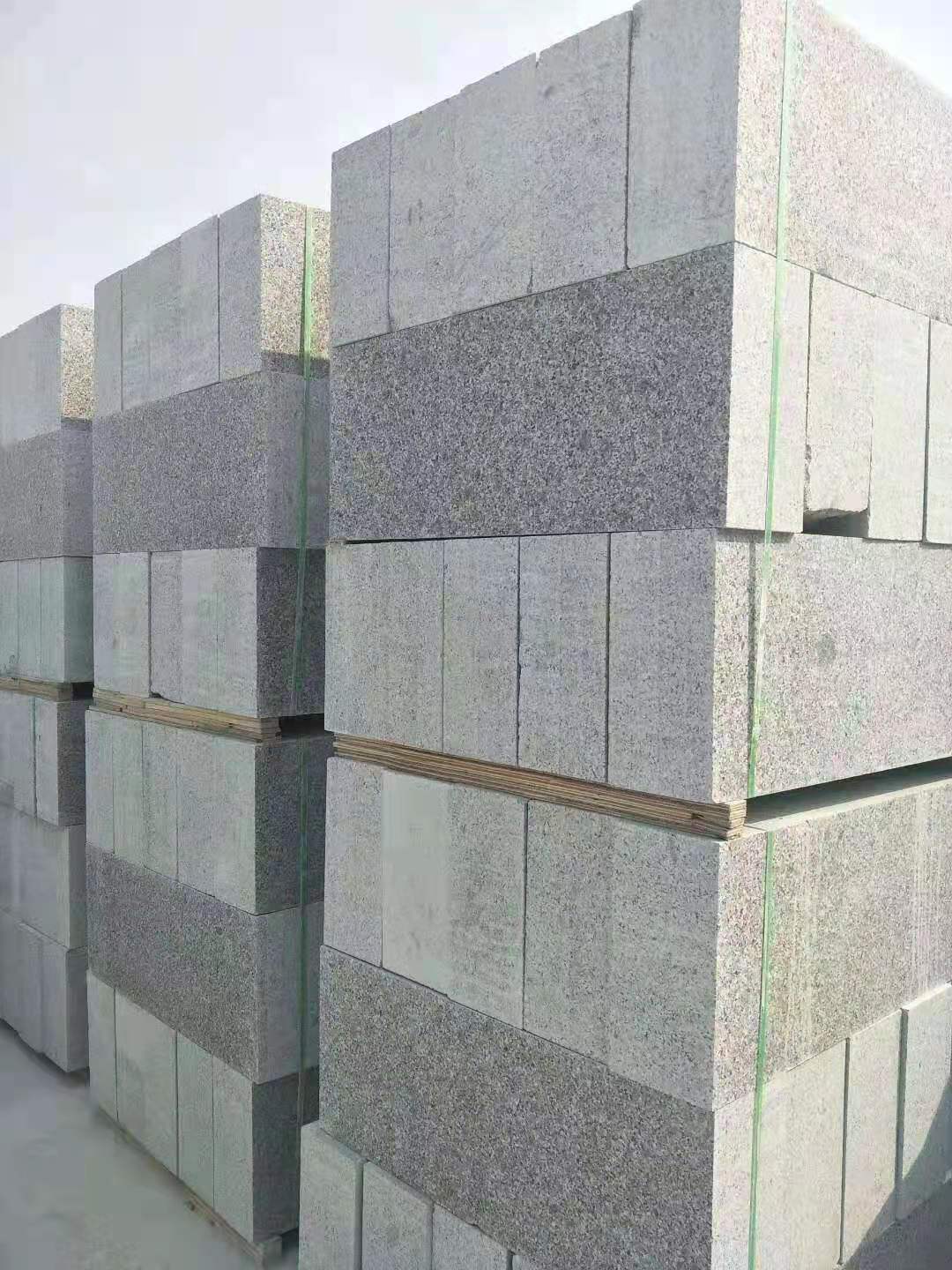 山東日照五蓮紅路沿石廠家 路沿石價格