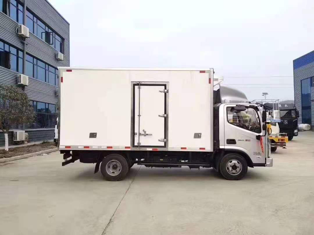 福田奧鈴速運4.2米冷藏車廠家優(yōu)惠直銷