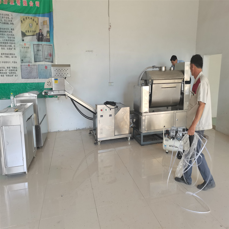 供應(yīng)全自動(dòng)饅頭生產(chǎn)線 圓形方形仿手工家用饅頭機(jī) 鍋爐蒸汽蒸箱 和面機(jī)整形機(jī)