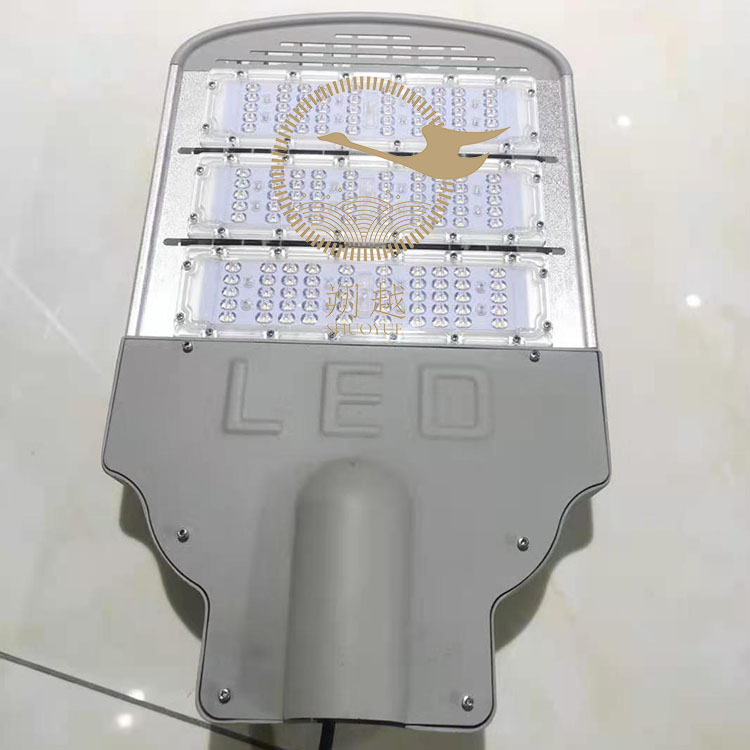 LED挑背路燈FAM-E150A 防眩LED道路燈 3米挑臂馬路燈