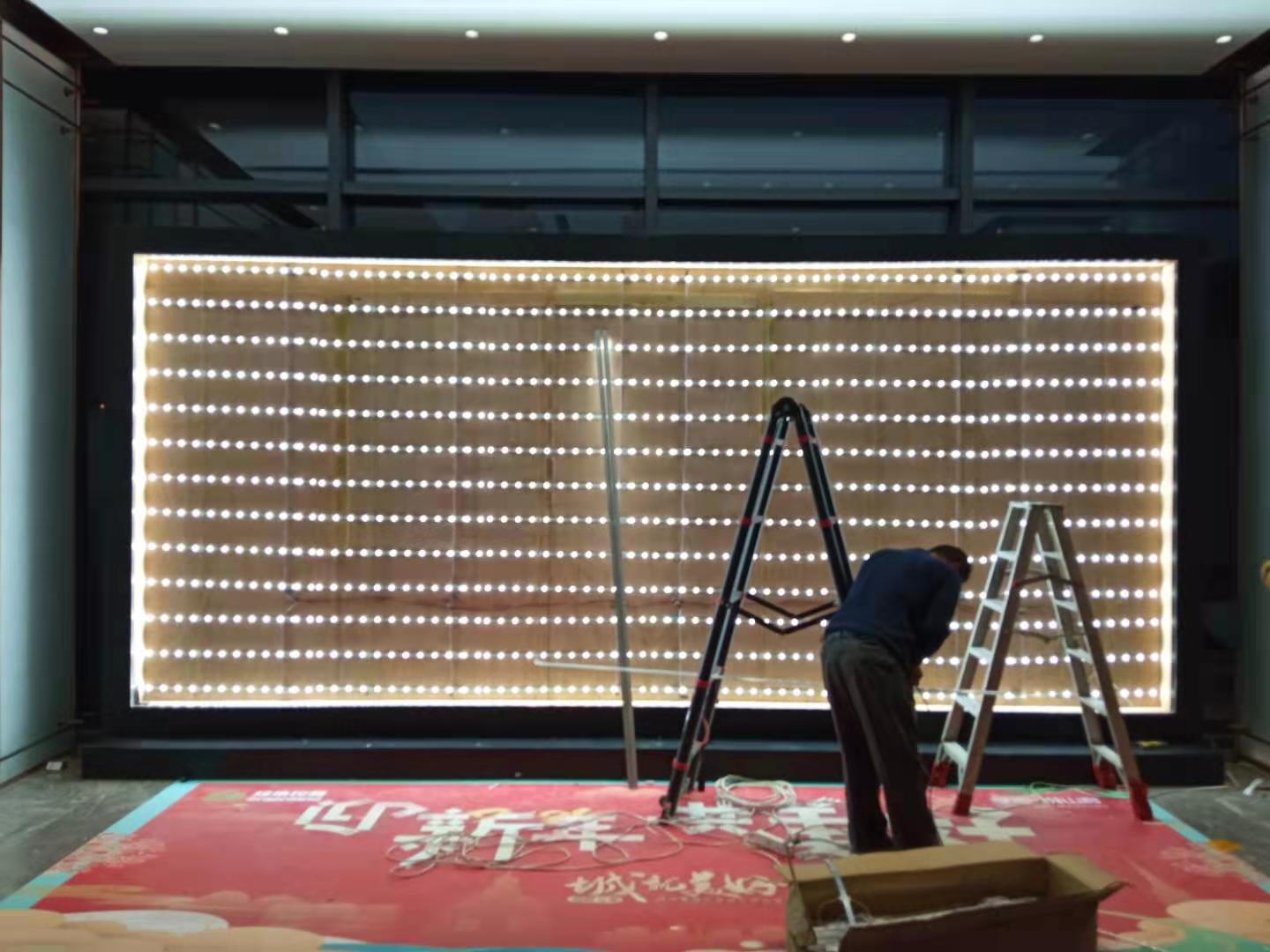 嵊州軟膜天花透光膜包柱燈箱制作