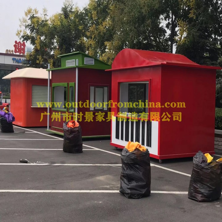 鄂爾多斯步行街售賣亭 集裝箱售貨車 火車頭販賣花車