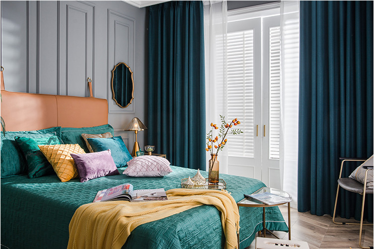 客餐廳吊頂?shù)募记?  title=