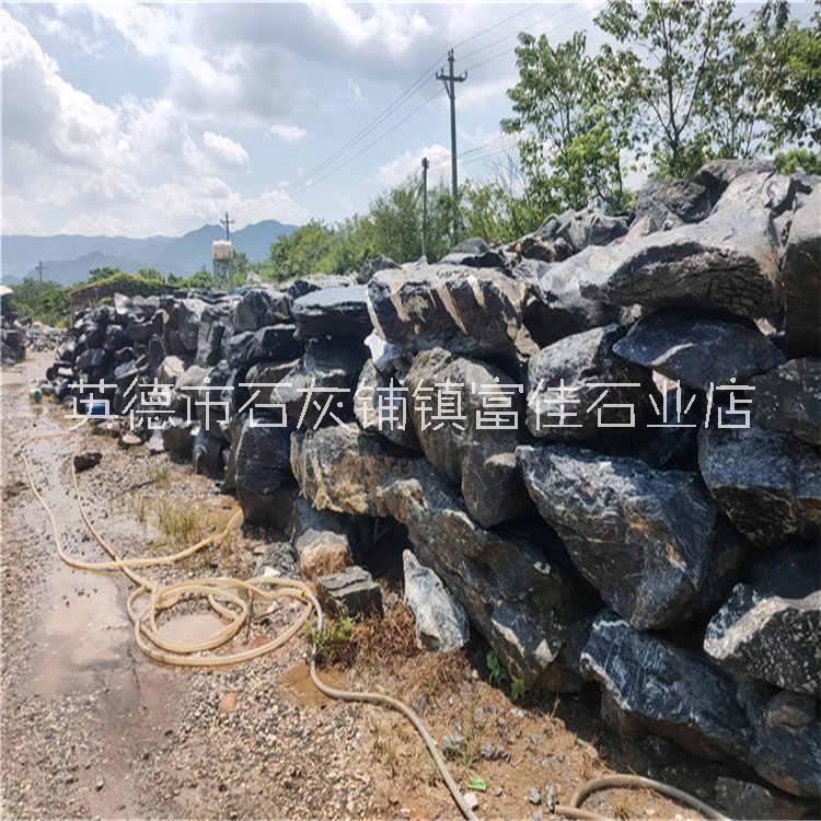 太湖石水缽假山石 園林太湖石風(fēng)景石廠家 公園擺放觀賞石