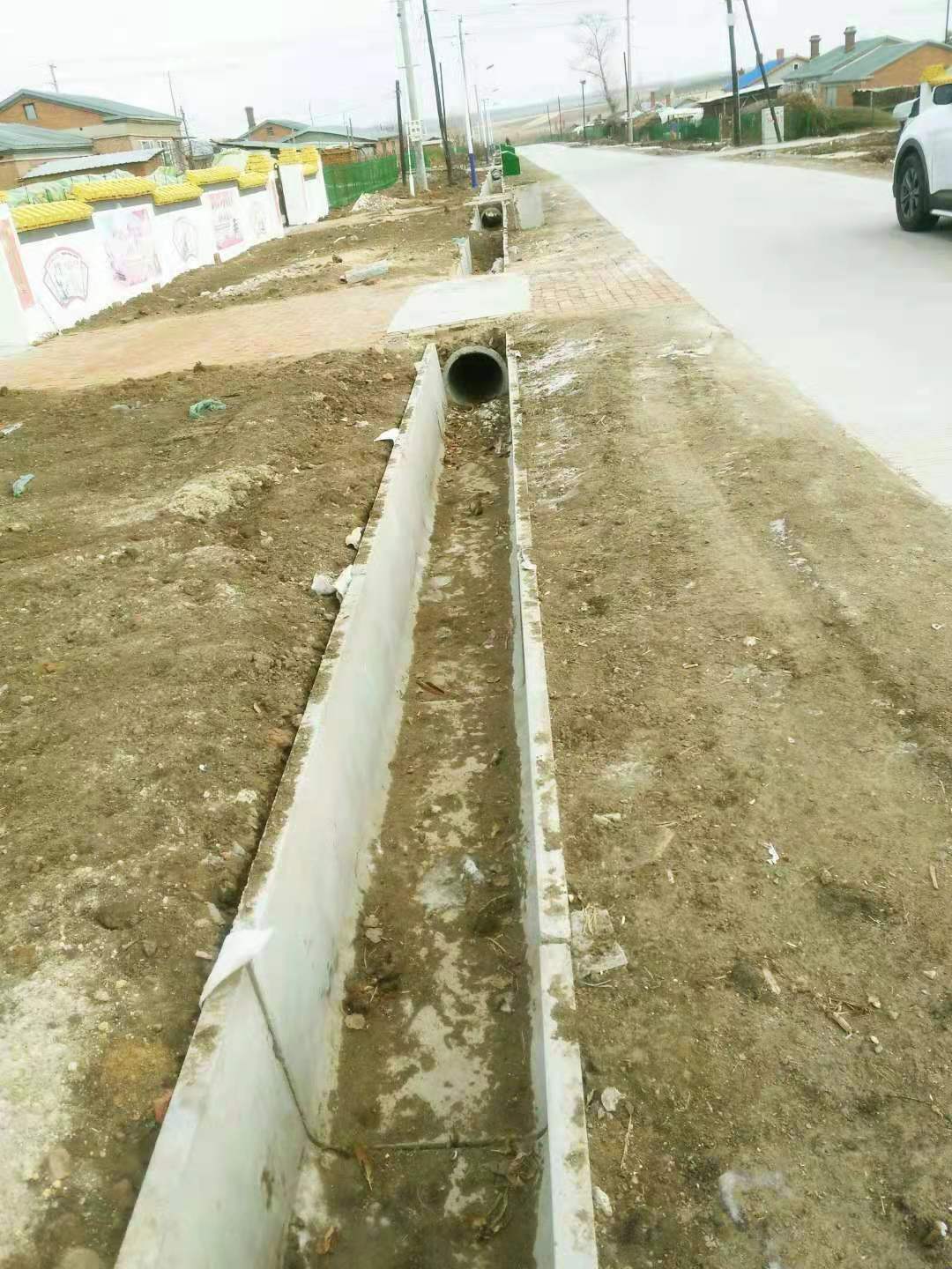 齊齊哈爾排水U型槽批發(fā)、出廠價(jià)、哪家實(shí)惠、熱銷(xiāo)【昂昂溪區(qū)萬(wàn)通水泥制品廠】