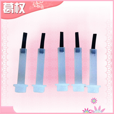 生產(chǎn)供應(yīng)9.628扁刷白色塑料美甲刷 880根毛時尚塑料美甲刷