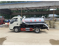 吸糞車報價  吸糞車價格表