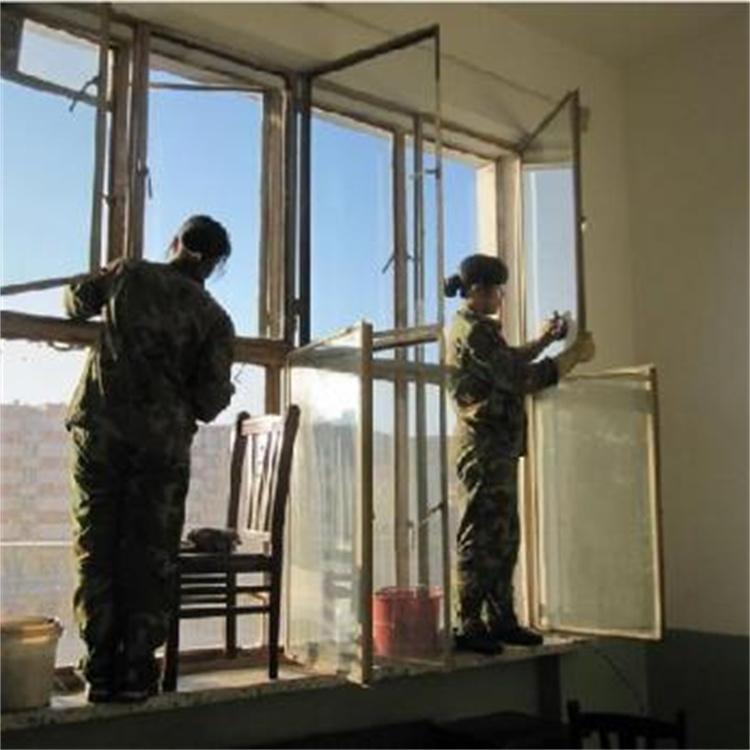 佛山清潔開荒服務(wù)電話、保潔公司電話