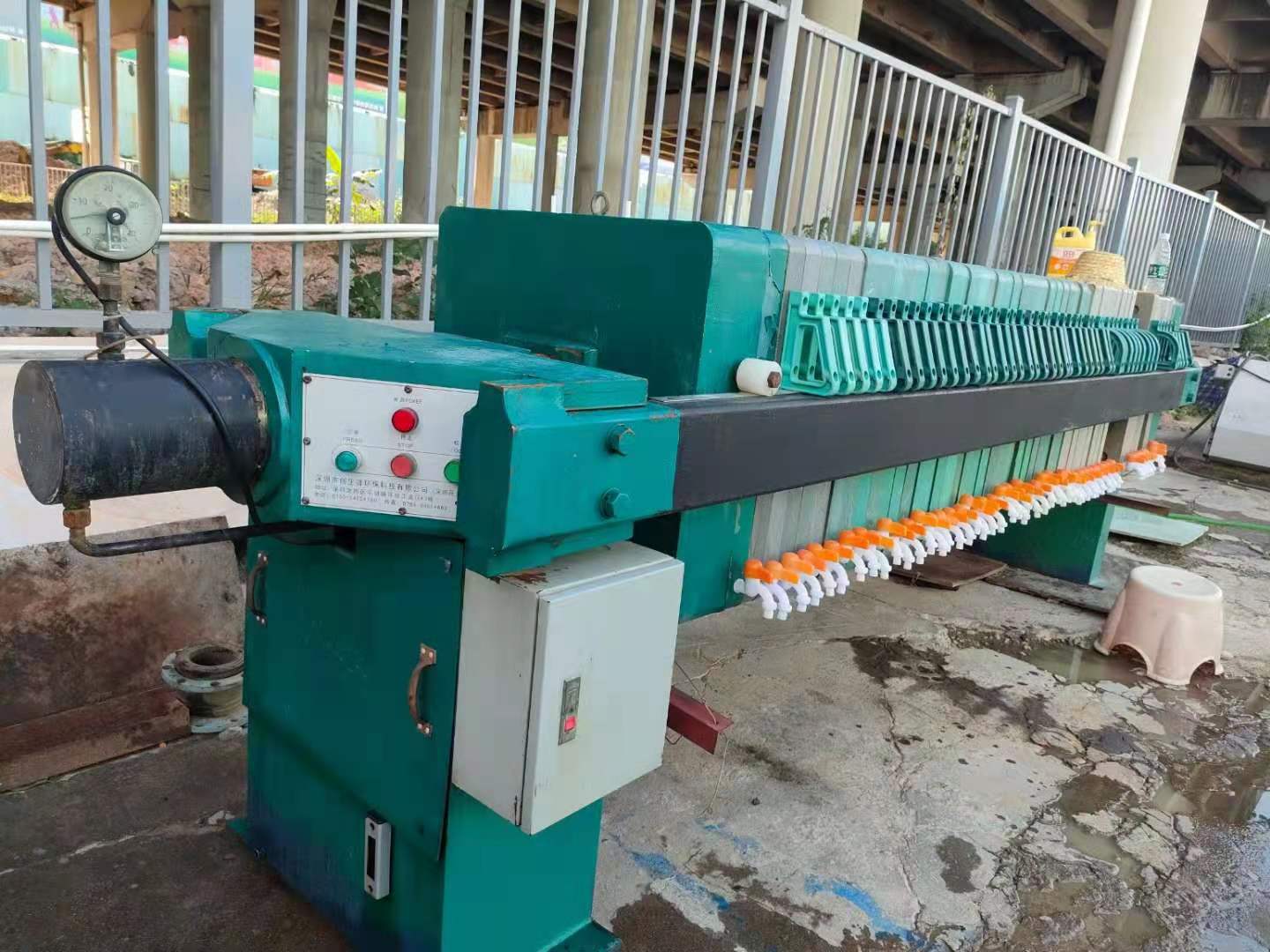 小型隔膜壓濾機(jī)@全自動廂式小型隔膜壓濾機(jī)@80平方小型隔膜壓濾機(jī)廠家供應(yīng)