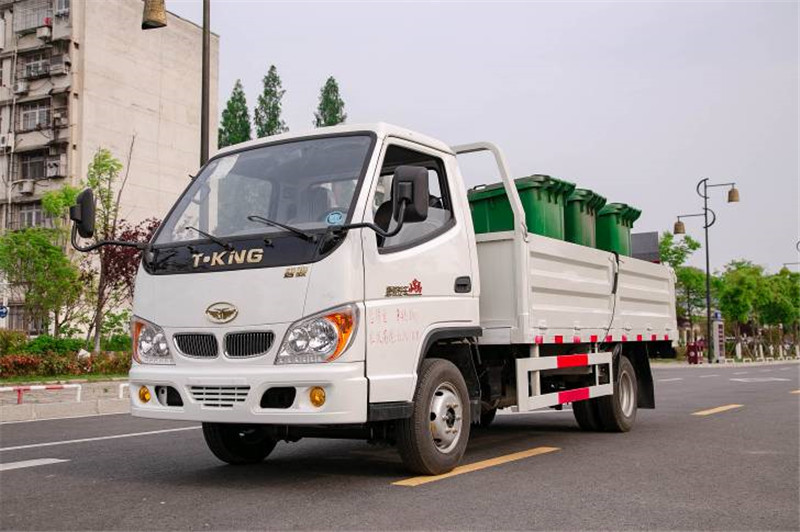 桶裝垃圾車廠家訂購(gòu)_哪家便宜【湖北程力汽車集團(tuán)銷售總部】
