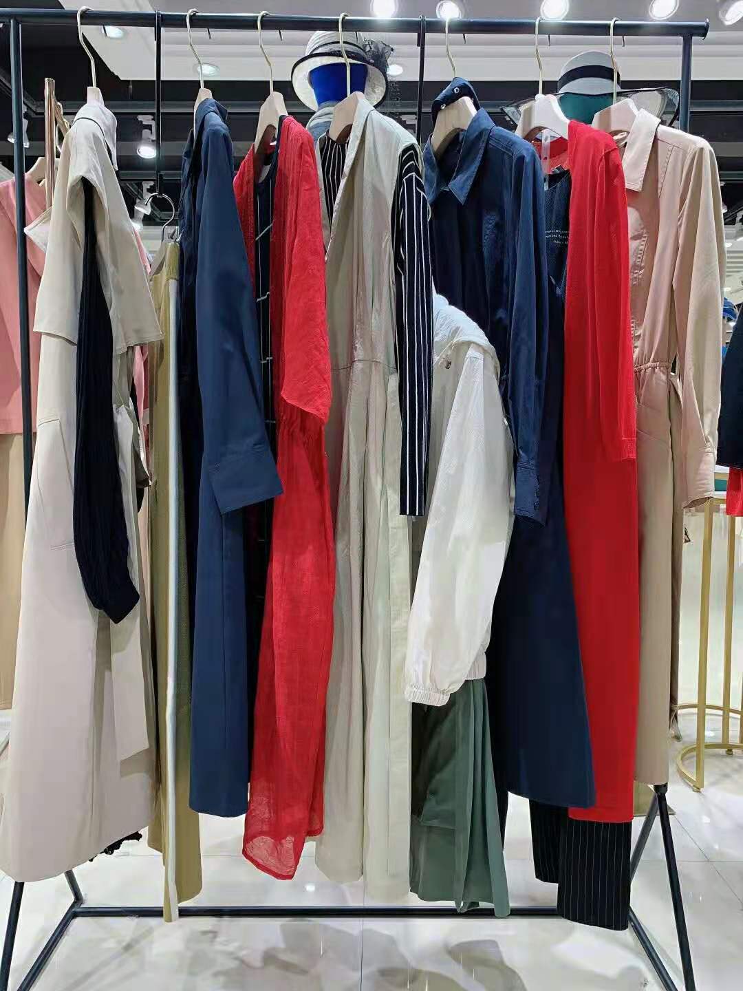 深圳品牌瑪塞莉2021四季款女裝品牌折扣庫存尾貨批專柜正品女裝批發(fā)