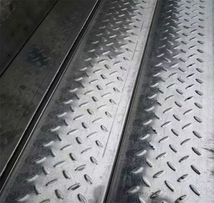 樓承板生產(chǎn)廠家，批發(fā)商，供應(yīng)商江蘇恒海鋼結(jié)構(gòu)