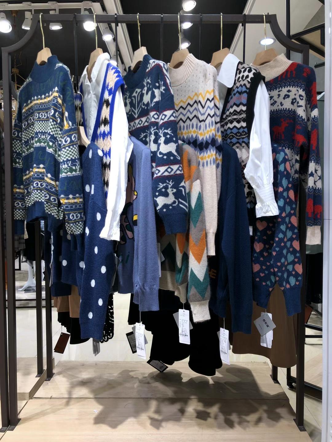 恒彩源2021冬當(dāng)季新款品牌女裝毛衣專柜正 品一手貨源批發(fā)