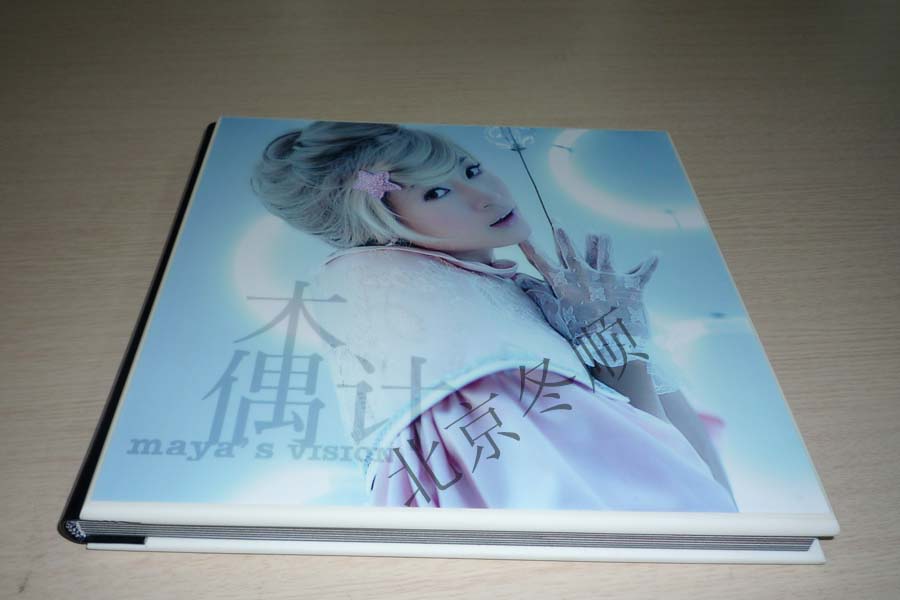 照片輸出影樓現(xiàn)場制作幼兒園畢業(yè)冊