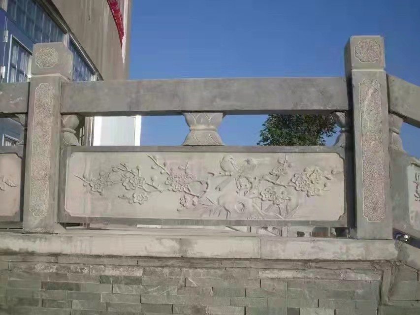 青石護(hù)欄 青石圍欄 青石圍欄板-批發(fā)商-生產(chǎn)供應(yīng)-批發(fā)市場(chǎng)-廠商@嘉祥縣強(qiáng)龍石雕工藝品廠