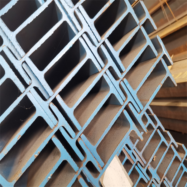 美標(biāo)H型鋼ASTM  W21*44倉(cāng)庫(kù)現(xiàn)貨庫(kù)存A36材質(zhì)批發(fā)零售可配送
